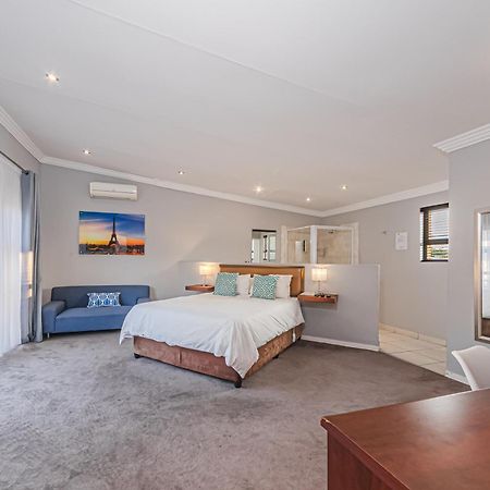 Hotel Le Petit Fillan Sandton Zewnętrze zdjęcie