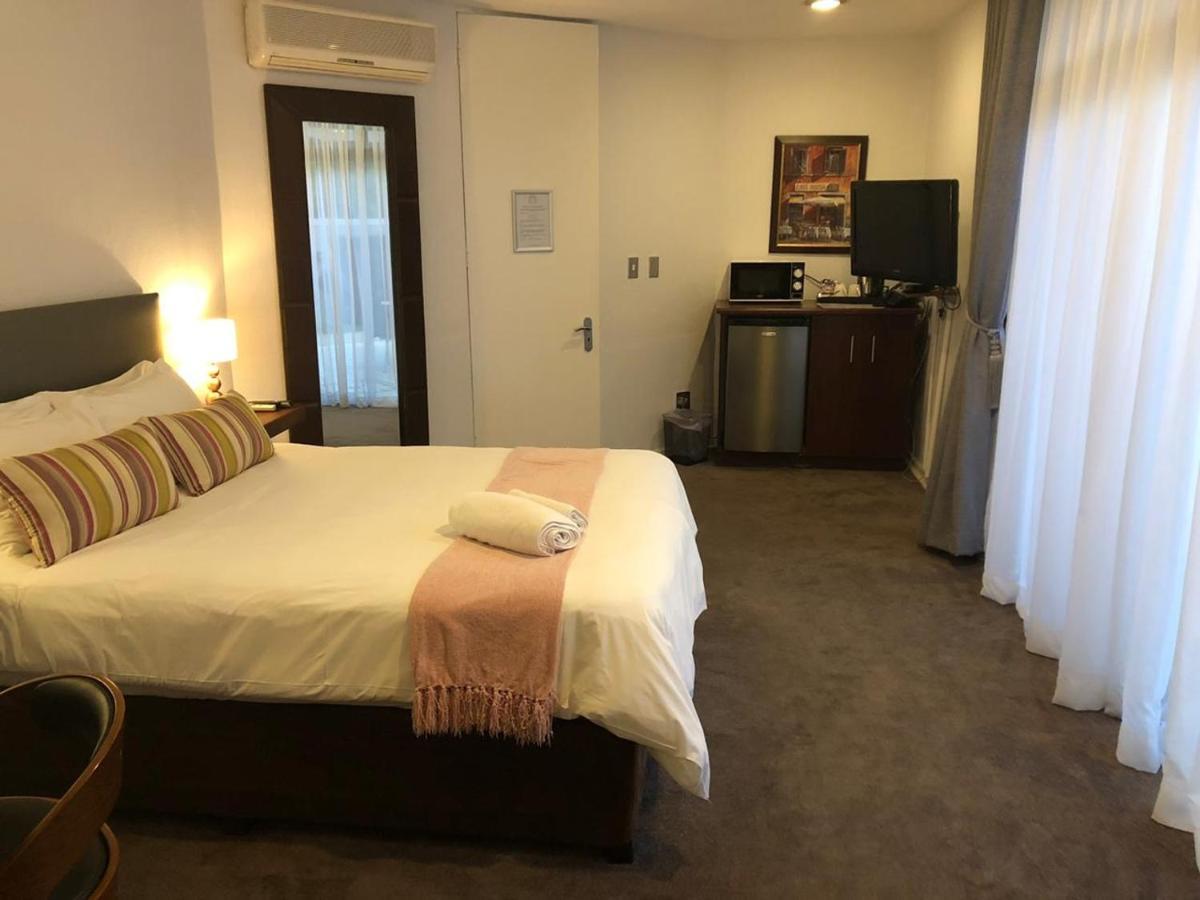 Hotel Le Petit Fillan Sandton Zewnętrze zdjęcie